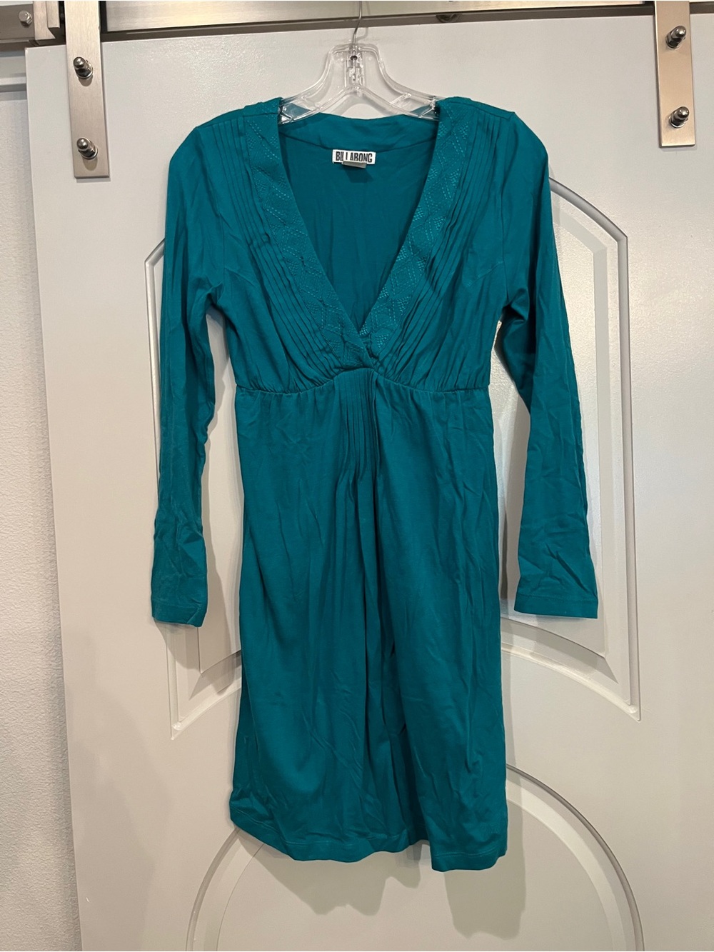 Billabong Teal V-Neck Empire Waist Long Sleeve Dress. Gorgeous color!